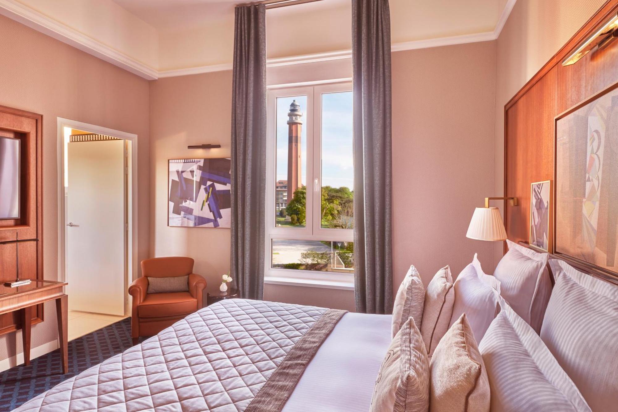 Hotel Barrire Le Westminster Le Touquet Exteriér fotografie A room at the hotel